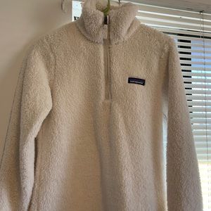 Patagonia Cream Fuzzy Quarter-zip